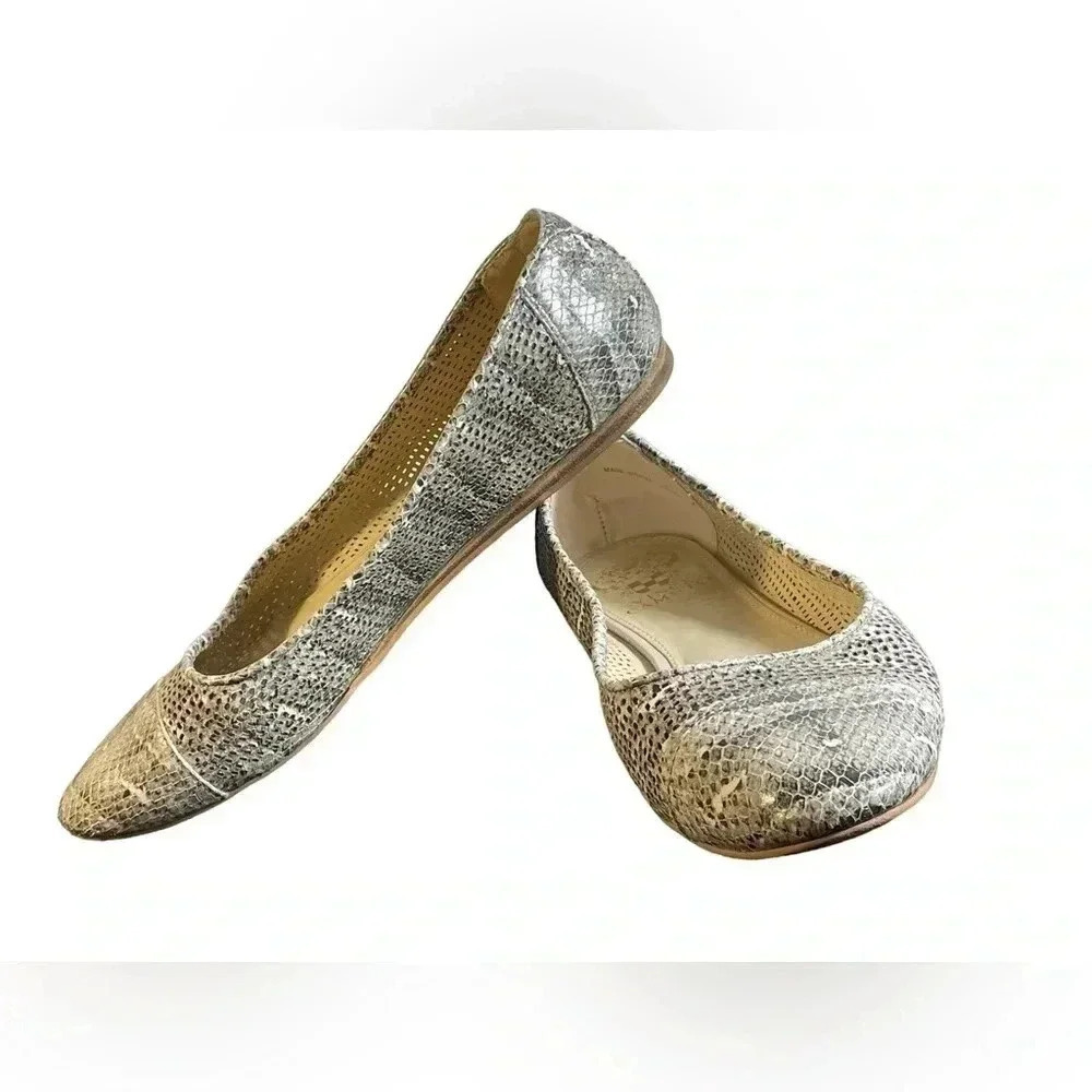 Vince Camuto Flat Leather Cream Bronze Snake Print Size 9.5M